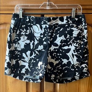 J Crew Factory Floral Black and Cream Sailor Style Women's City Fit Shorts